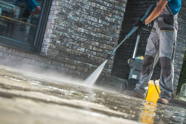 Best Sidewalk and Walkway Cleaning  in Stanford, CA